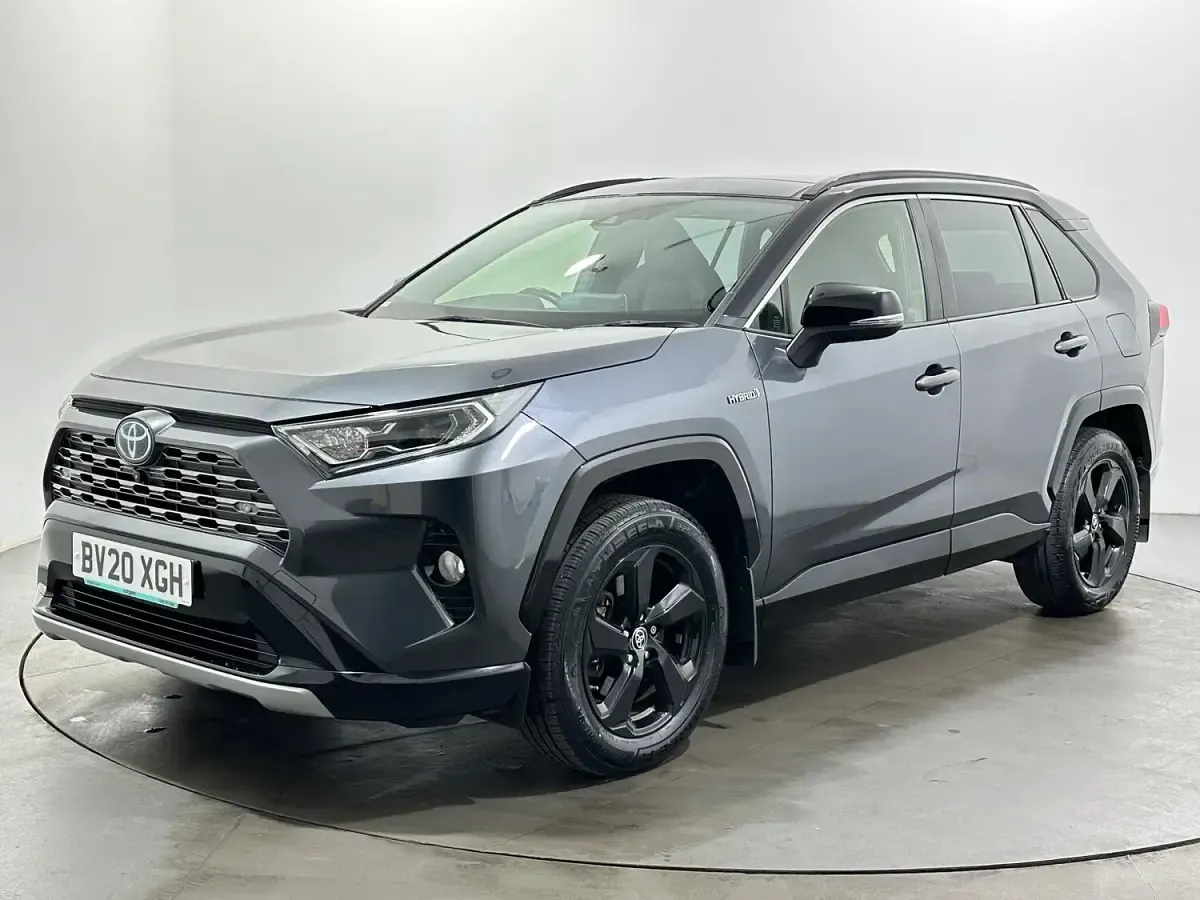 Used Toyota RAV4 218 HP (160 kW) 2020 Grey/black SUV