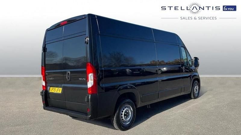 New Citroën Relay 138 HP (101 kW) 2026 Grey Van