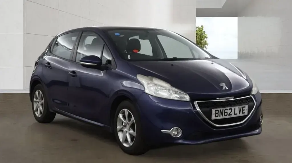 Usado Peugeot 208 Active 82 HP (60 kW) 2012 Azul Citadino