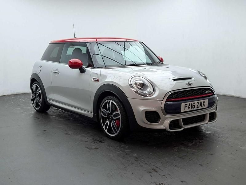 Używany Mini John Cooper Works Hatch 2016 Srebrny Hatchback