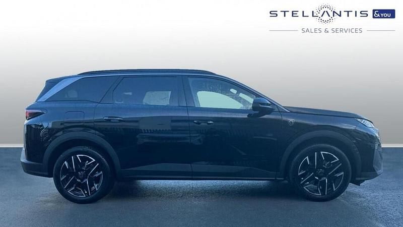 Black Used 2025 Peugeot 5008 GT MPV | £31,946 - Image 1/4