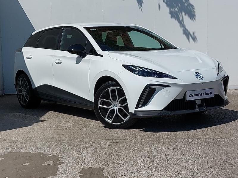 White Used 2022 MG MG4 EV Trophy Hatchback | £29,995 - Image 1/4