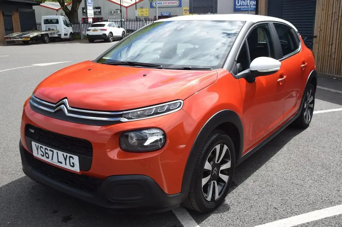 Begagnad Citroën C3 Feel 2017 Orange Halvkombi