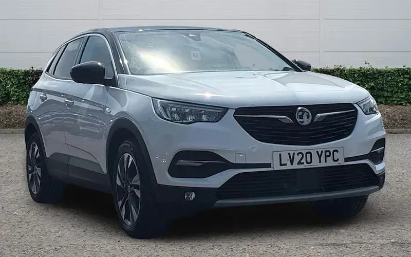 Used Vauxhall Grandland X SRi 131 HP (96 kW) 2020 SUV