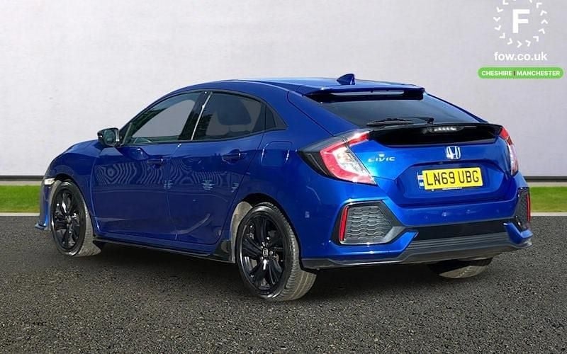 Used Honda Civic Dynamic 126 HP (92 kW) 2019 Blue Hatchback