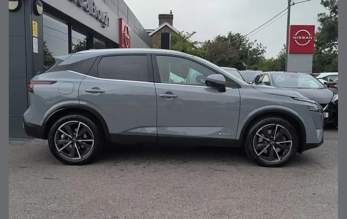 Used Nissan Qashqai Tekna 190 HP (139 kW) 2023 Grey SUV