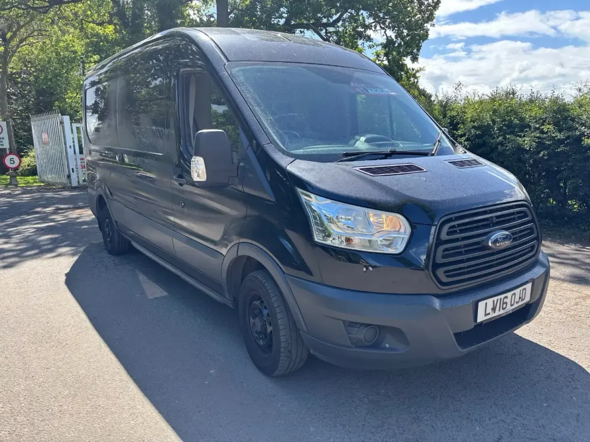 Używany Ford Transit 125 KM (91 kW) 2016 Czarny Van