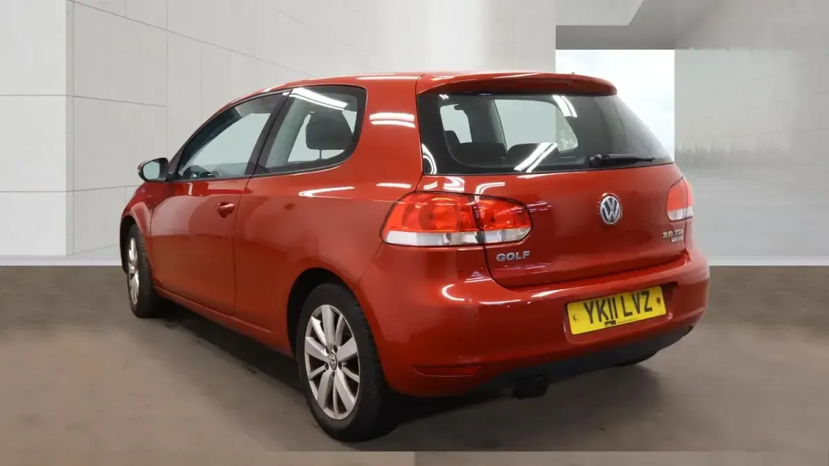 Used VW Golf VI Match 140 HP (102 kW) 2011 Red Hatchback
