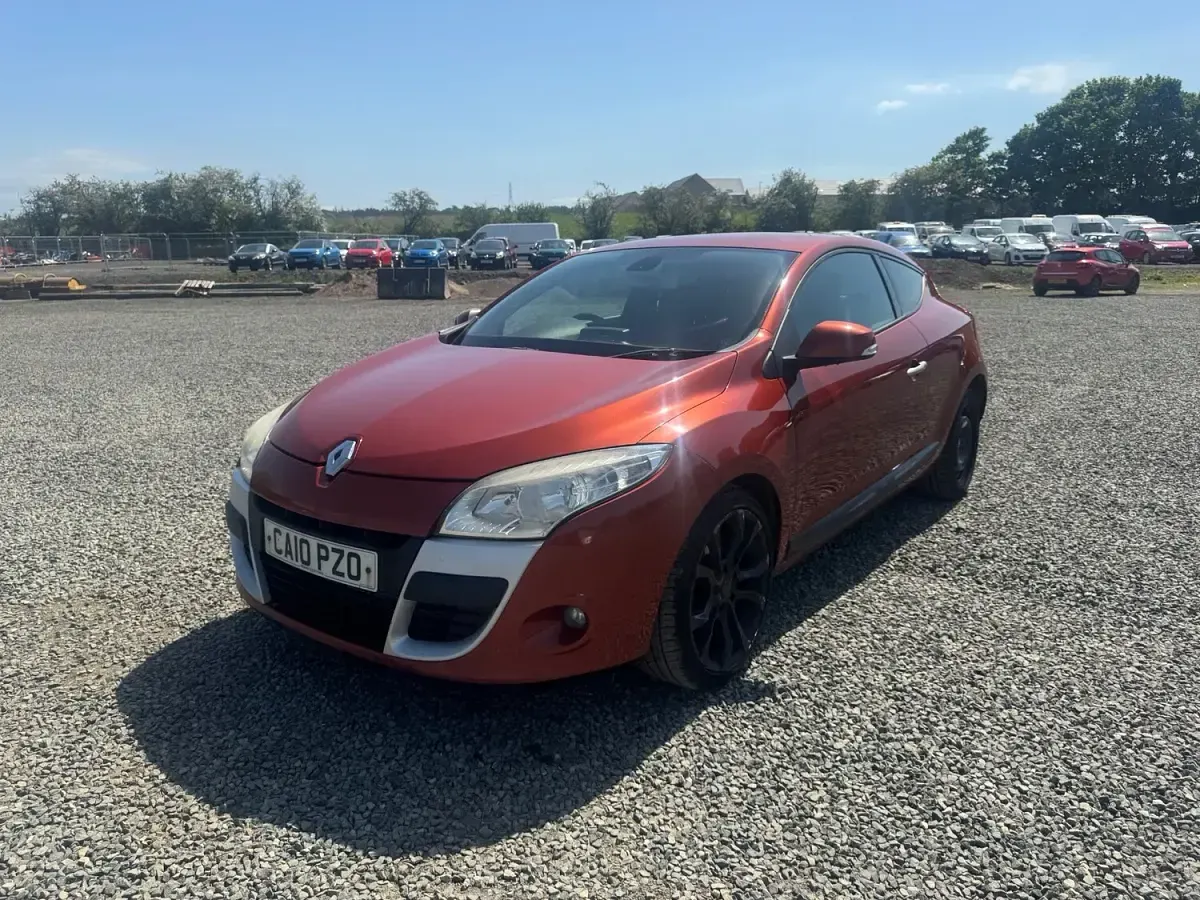 Used Renault Mégane Coupé Dynamique 2010 Orange Coupe