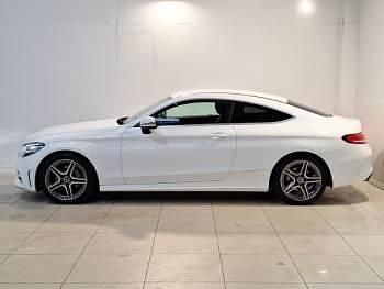Used Mercedes C200 AMG line 184 HP (135 kW) 2019 White Coupe