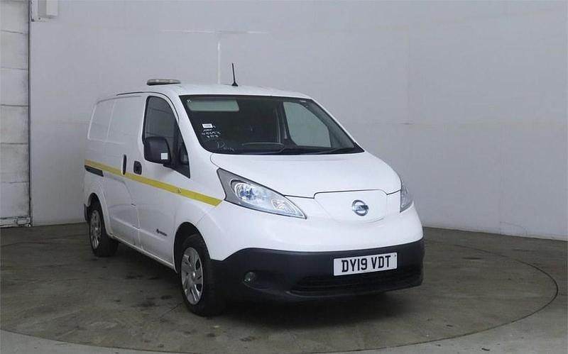 Used Nissan e-NV200 Acenta 80 kW (109 HP) 2019 White MPV