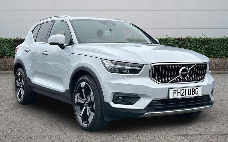 Used Volvo XC40 Inscription 197 HP (144 kW) 2021 Silver SUV
