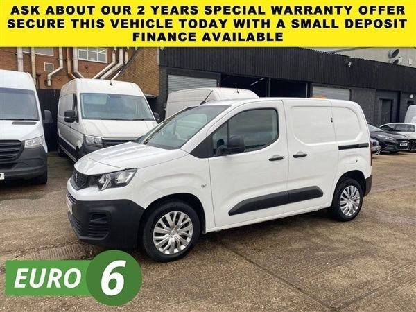 White Used 2019 Peugeot Partner Van | £8,208 (Fair price) - Image 1/1