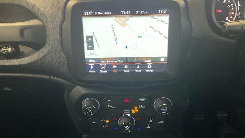 Used Jeep Renegade Night Eagle 120 HP (88 kW) 2020 Carbon black SUV