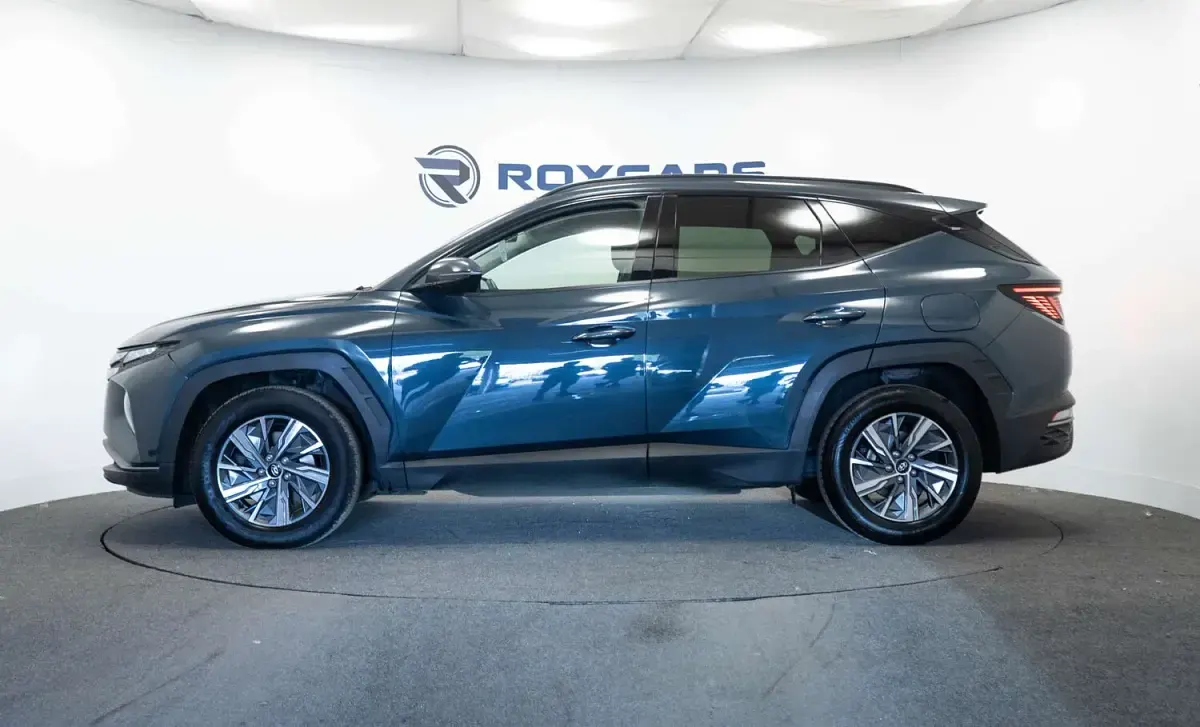 Used Hyundai Tucson SE 150 HP (110 kW) 2023 Blue SUV