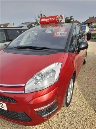 Red Used 2013 Citroën C4 Picasso Platinum MPV | £2,995 (Good price) - Image 1/1