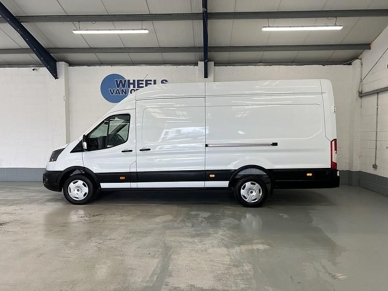 Used Ford Transit Trend 170 HP (125 kW) 2025 White Van