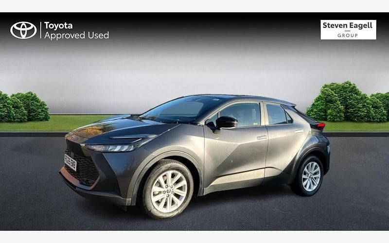 Used Toyota C-HR 140 HP (102 kW) 2025 SUV