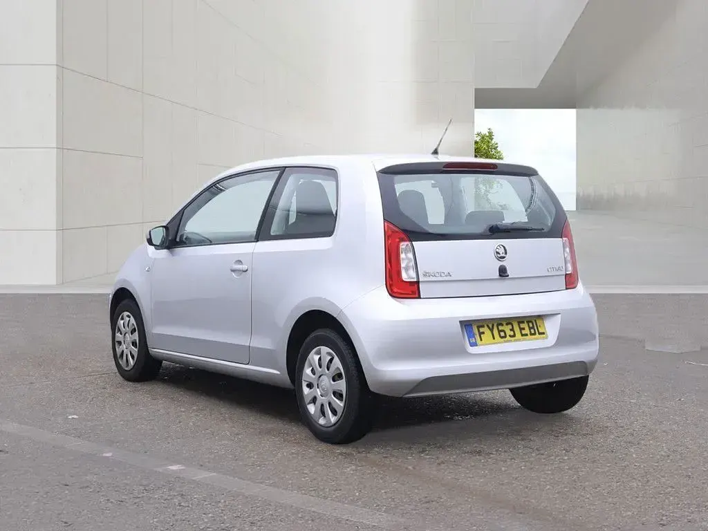 Used Skoda Citigo SE 60 HP (44 kW) 2013 Silver Hatchback
