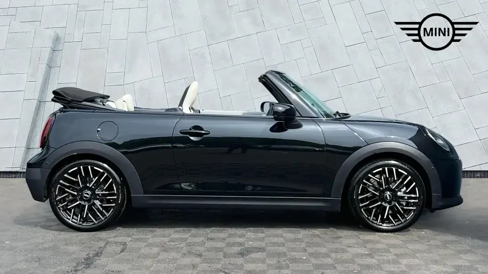 Used Mini Cooper Cabriolet Exclusive 161 HP (118 kW) 2025 Black Cabriolet