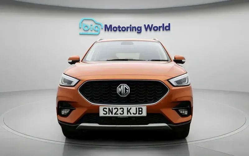 Usado MG ZS Exclusive 111 HP (81 kW) 2023 Laranja SUV