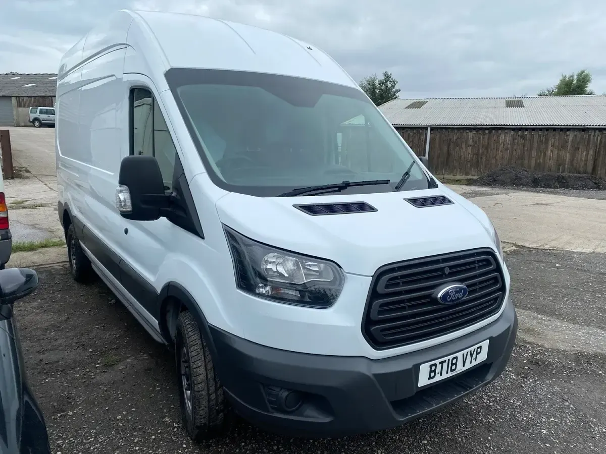 Used Ford Transit 130 HP (95 kW) 2017 White Van