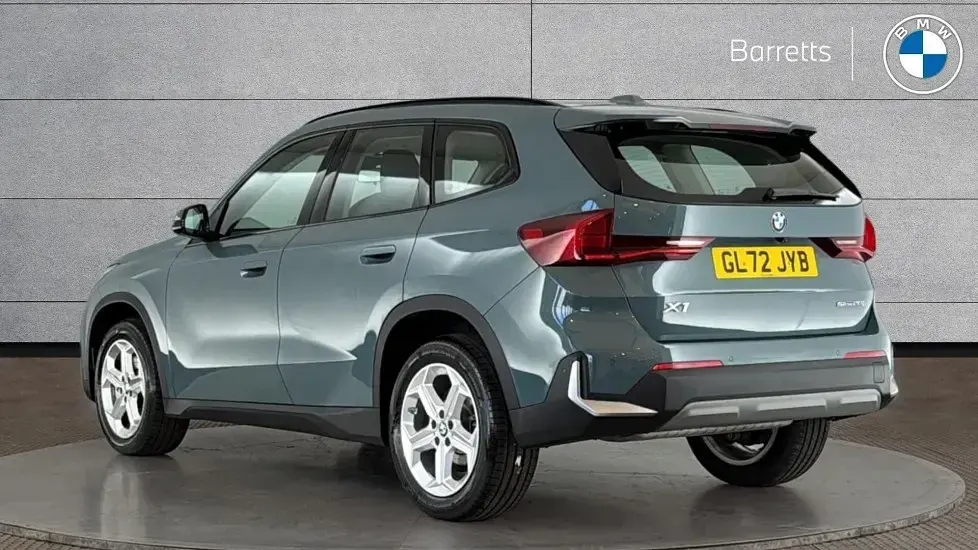 Used BMW X1 Sport Line 168 HP (123 kW) 2022 Green SUV