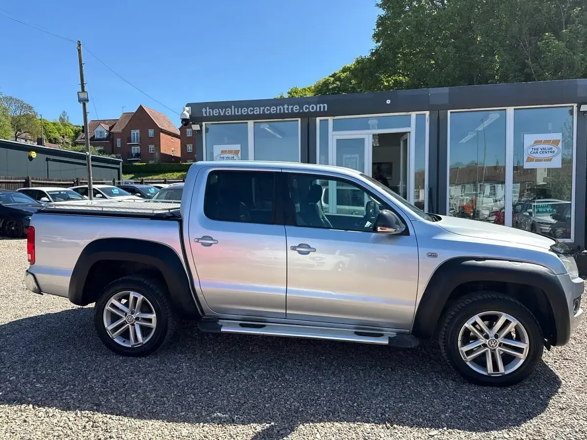 Used VW Amarok Highline 180 HP (132 kW) 2012 Silver Pickup