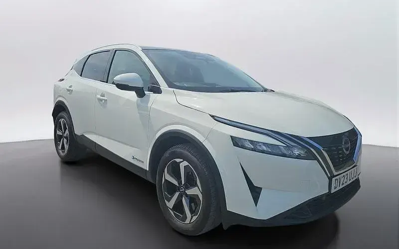 Begagnad Nissan Qashqai N-Connecta 190 HK (139 kW) 2023 SUV