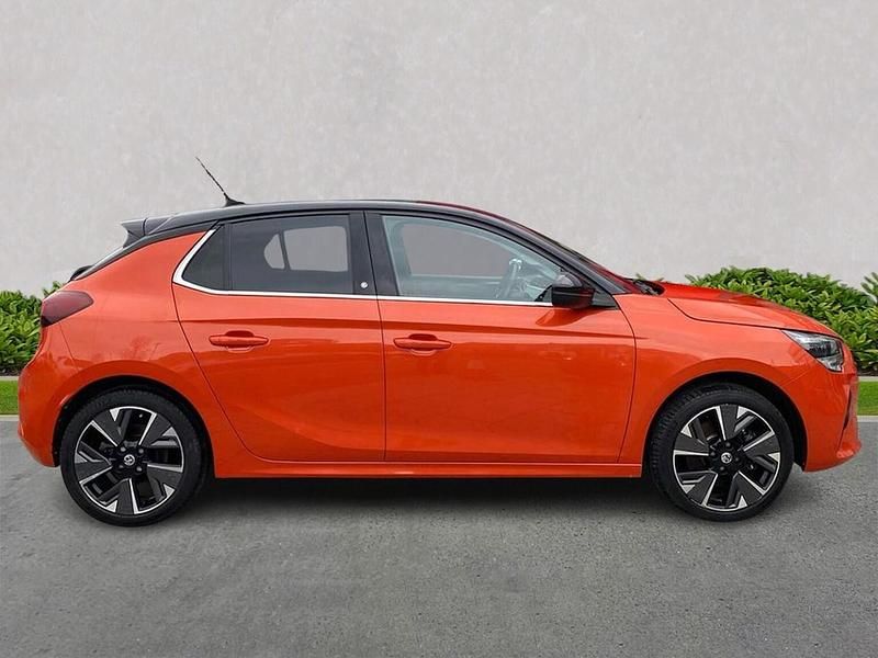 Used Vauxhall Corsa-e Elite 100 kW (136 HP) 2021 Orange Hatchback