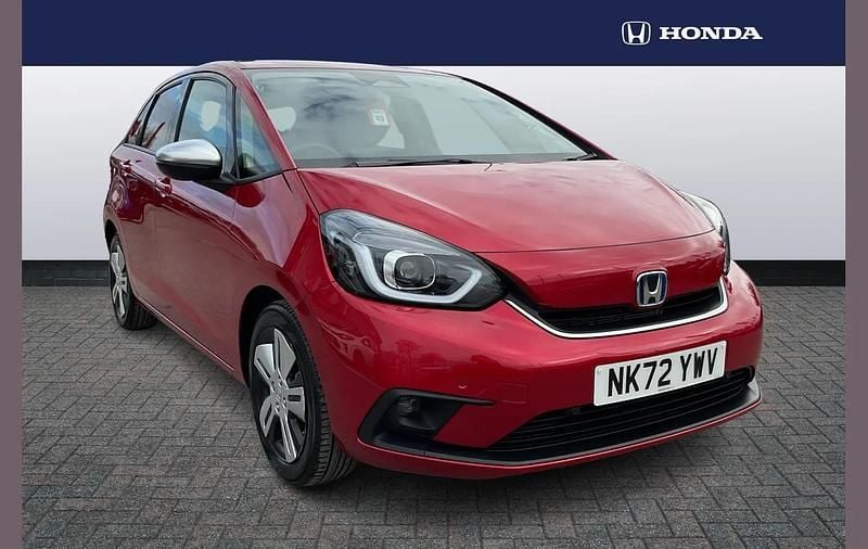 Used Honda Jazz Hybrid 109 HP (80 kW) 2023 Red Hatchback