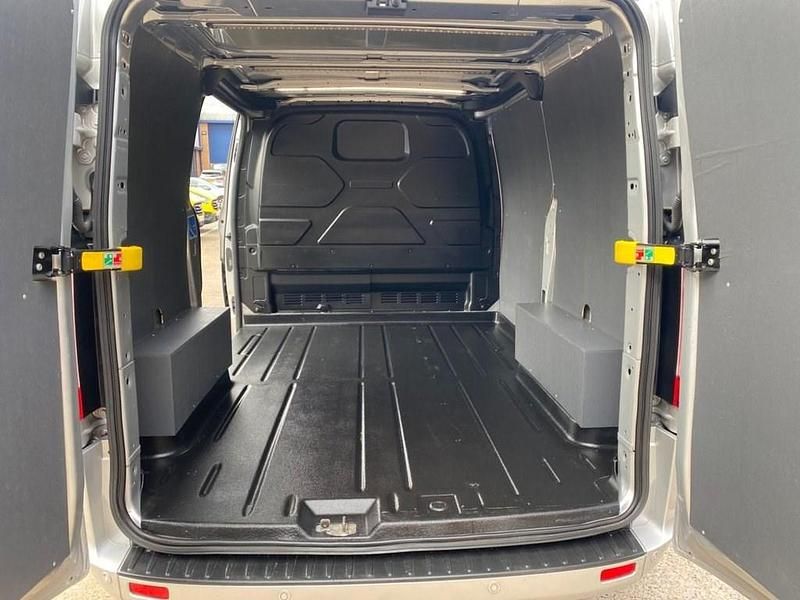Used Ford Transit Custom Limited 2022 Silver Van