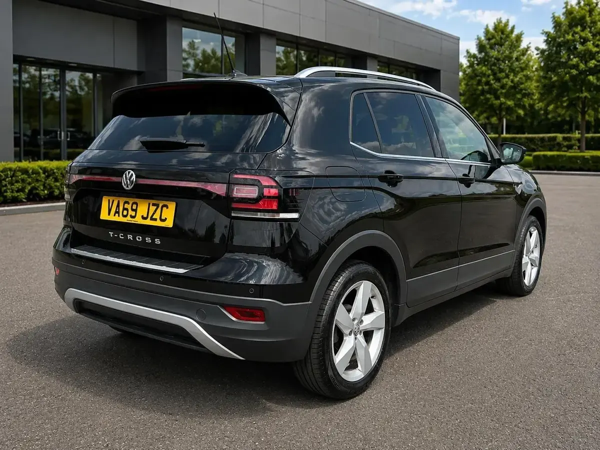 Used VW T-Cross SEL 115 HP (84 kW) 2020 Black SUV