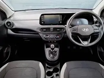 Used Hyundai i10 Advanced 67 HP (49 kW) 2023 Grey Hatchback