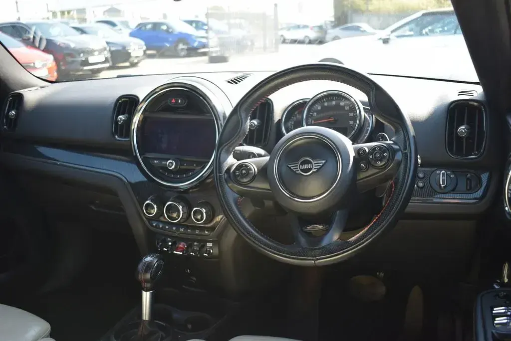 Used Mini Cooper S 192 HP (141 kW) 2018 Black Hatchback