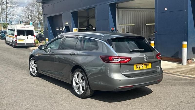 Used Vauxhall Insignia SRi 168 HP (123 kW) 2018 Grey Estate