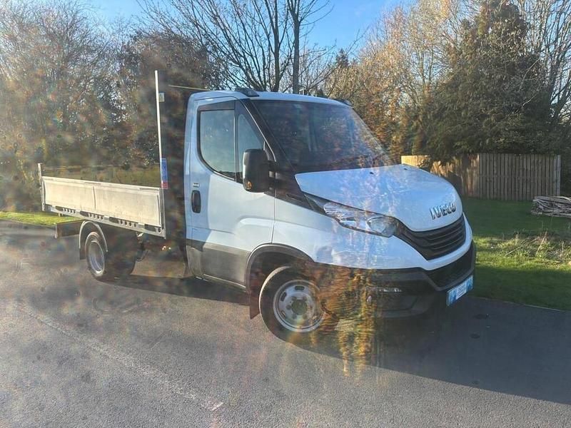 Begagnad Iveco Daily 2023 Vit Cab