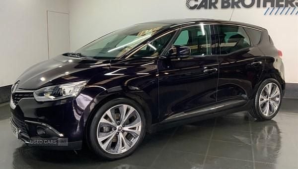 Used Renault Scénic IV Signature 2019 Mauve/purple MPV