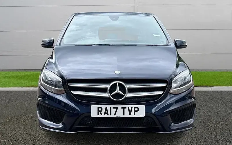 Used Mercedes B220 Executive 177 HP (130 kW) 2017 Blue MPV