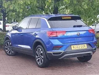 Used VW T-Roc Active 150 HP (110 kW) 2022 Blue SUV