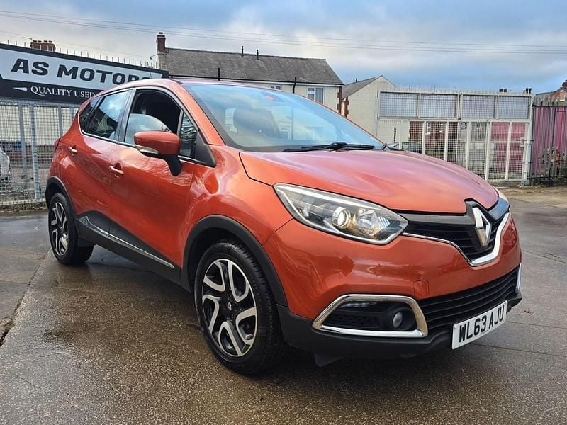 Orange Used 2014 Renault Captur Dynamique SUV | £4,495 (Fair price) - Image 1/4