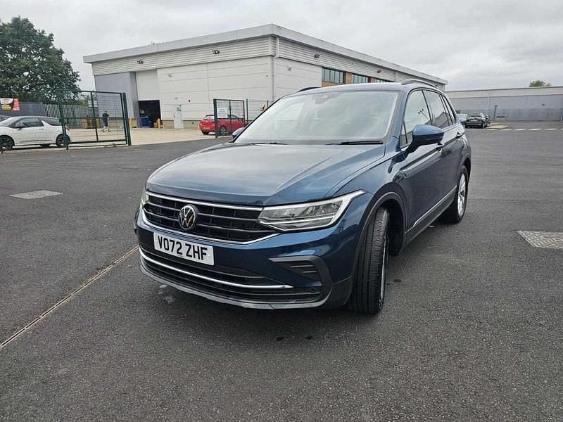 Nightshade blue Used 2022 VW Tiguan Life SUV | £23,500 (Super price) - Image 1/4