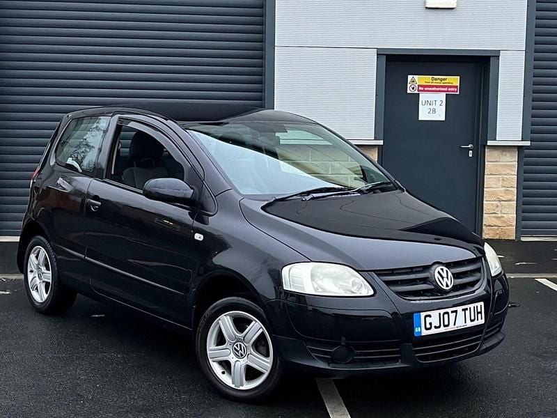 Black Used 2007 VW Fox Hatchback | £1,295 (Fair price) - Image 1/4
