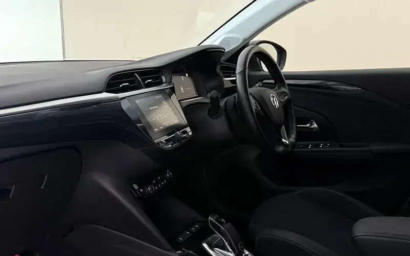 Second-hand Vauxhall Corsa Elite 101 CP (74 kW) 2020 Roșu Hatchback