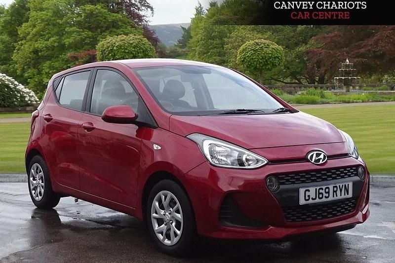 Red Used 2019 Hyundai i10 SE Hatchback | £9,600 (Good price) - Image 1/1