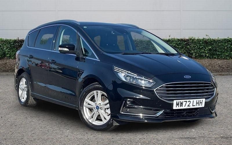 Begagnad Ford S-MAX Titanium 190 HK (139 kW) 2022 Svart Minibuss