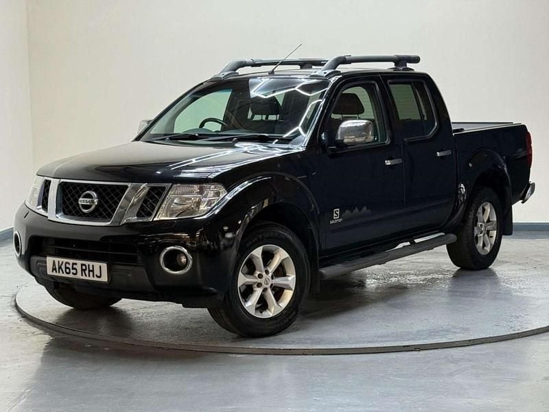 Black Used 2015 Nissan Navara Pickup | £8,495 (Fair price) - Image 1/4