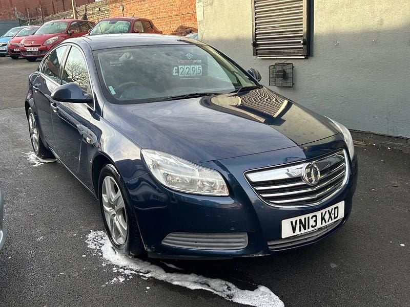 Blue Used 2013 Vauxhall Insignia Hatchback | £1,995 (Good price) - Image 1/4