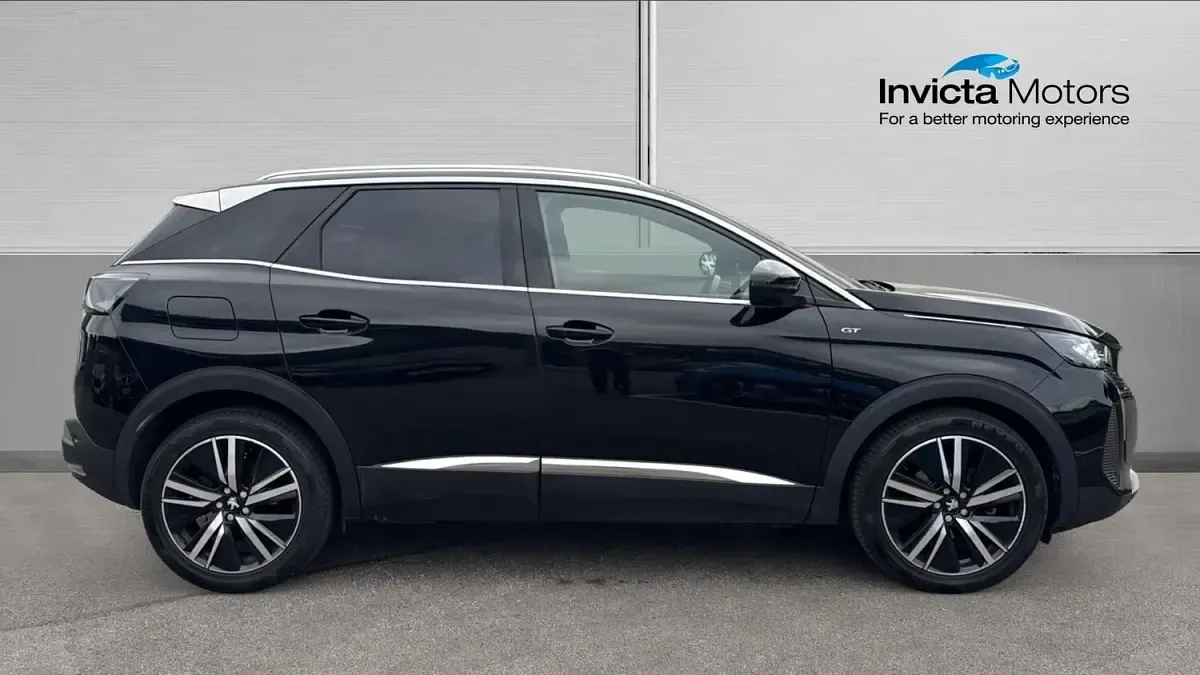 Used Peugeot 3008 Premium 131 HP (96 kW) 2021 Nera black metallic SUV