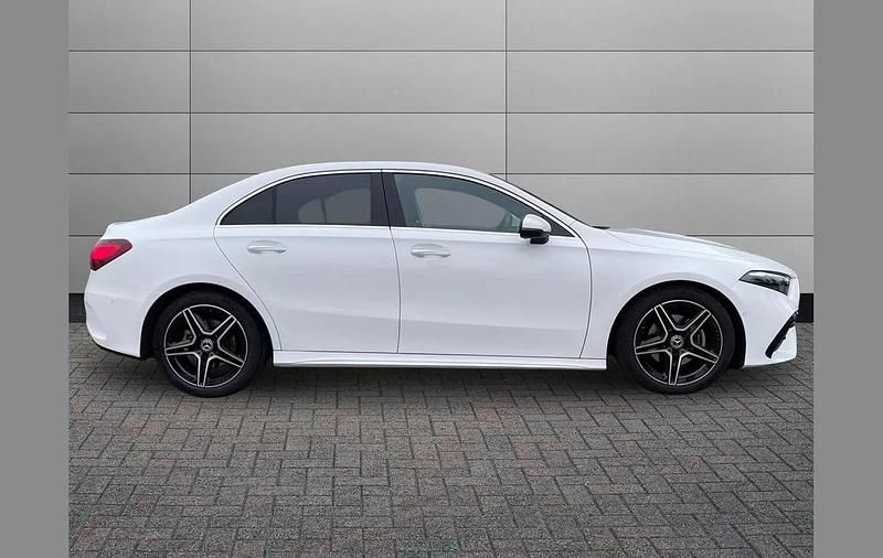 Used Mercedes A200 Executive 161 HP (118 kW) 2025 White Sedan